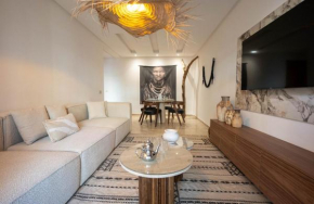 Hivernage by Louhou Collection